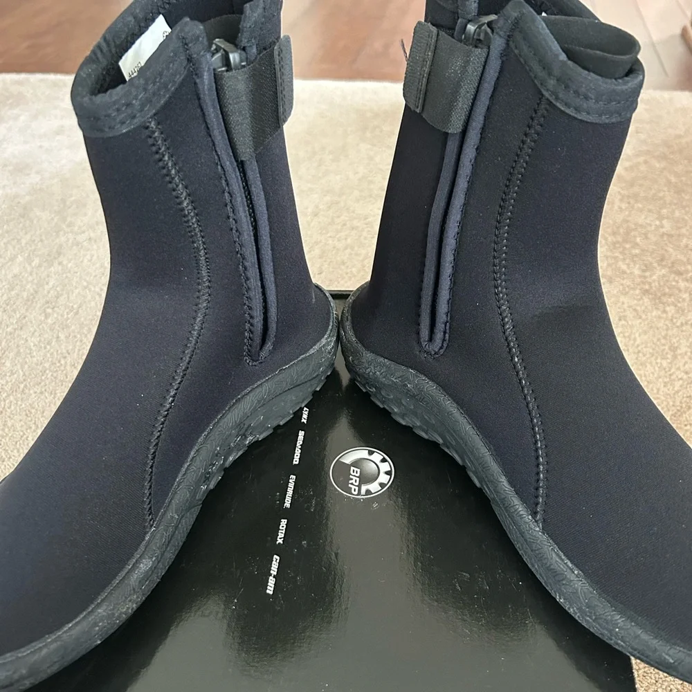 Seadoo Black Neoprene Water boots